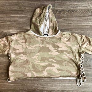 Cropped Army Sweatshirt with Side Stitching